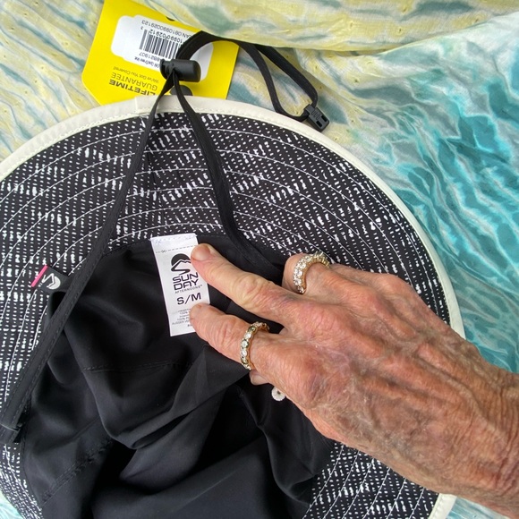 Sunday Afternoons Bucket Hat - Picture 6 of 6